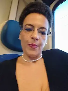 RebeccaNoble online show from May 2026 02:20:02 AM