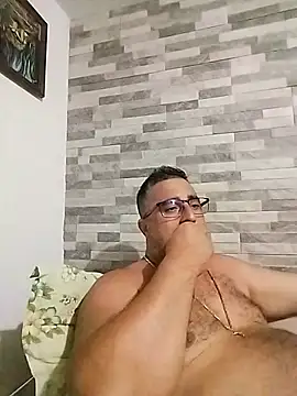ADRIAN ADI40 online show from May 2026 06:14:01 PM
