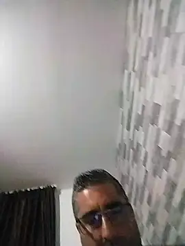 ADRIAN ADI40 online show from June 2026 07:24:02 PM