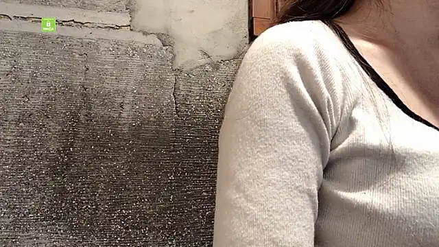 Snapshot of Tw_Zoella chatting on January 2025 05:37:02 AM Tw Zoella online show from January 2025 05:37:02 AM