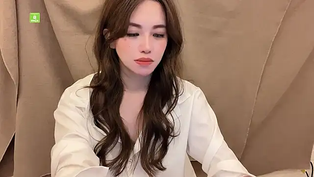 Snapshot of Tw_Zoella chatting on March 2025 01:03:02 PM Tw Zoella online show from March 2025 01:03:02 PM