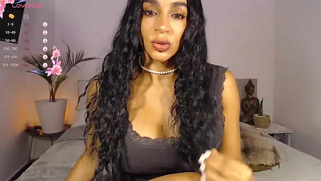 Snapshot of destinne_mill_ chatting on December 2025 11:06:01 AM destinne mill online show from December 2025 11:06:01 AM