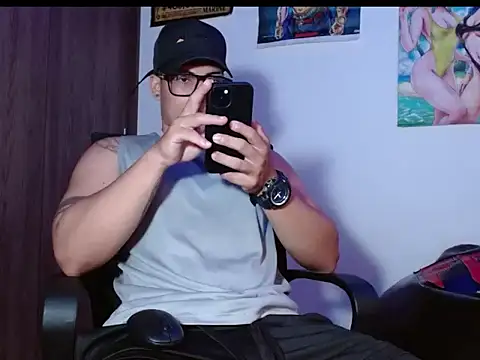 Snapshot of Danielsbigcum chatting on October 2025 06:14:02 PM Danielsbigcum online show from October 2025 06:14:02 PM