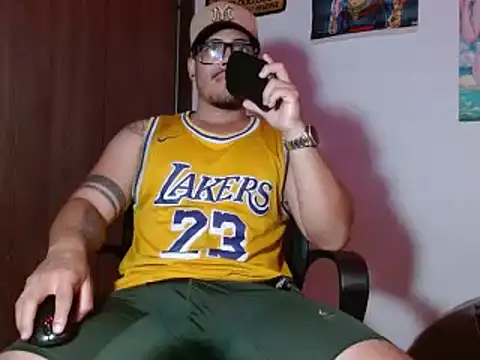 Snapshot of Danielsbigcum chatting on October 2025 06:19:02 AM Danielsbigcum online show from October 2025 06:19:02 AM