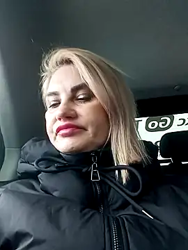 Snapshot of JennyOMay chatting on January 2025 04:22:02 AM JennyOMay online show from January 2025 04:22:02 AM