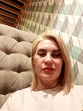 Snapshot of JennyOMay chatting on February 2025 04:54:02 AM JennyOMay online show from February 2025 04:54:02 AM