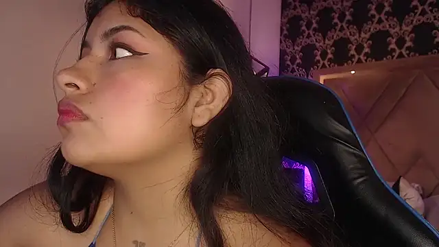 ChantalPetit online show from July 2026 02:54:01 PM