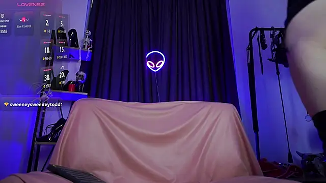 CyberXGoddess online show from December 2024 06:04:02 AM