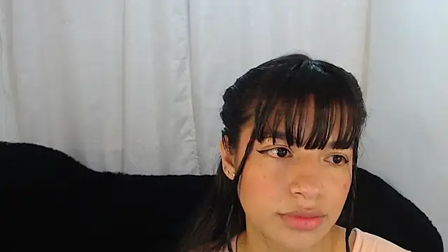 Snapshot of Liz_Galactic chatting on January 2025 03:15:01 AM Liz Galactic online show from January 2025 03:15:01 AM