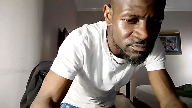 Maculine Stayr online show from March 2026 10:24:01 PM