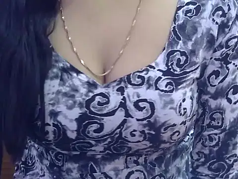 Your wild Dia online show from March 2025 05:38:02 AM