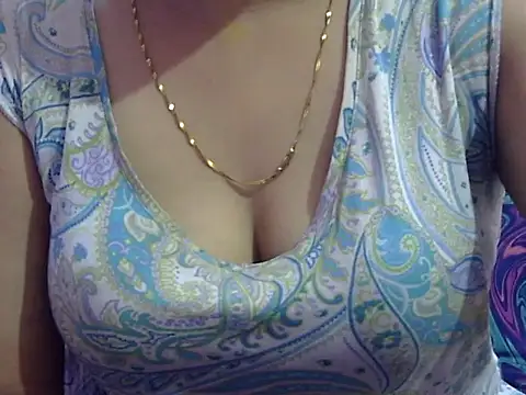 Your wild Dia online show from July 2026 06:41:02 AM