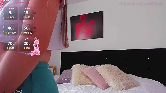 Snapshot of Stacy_Malibu1 chatting on January 2025 09:15:01 PM Stacy Malibu1 online show from January 2025 09:15:01 PM