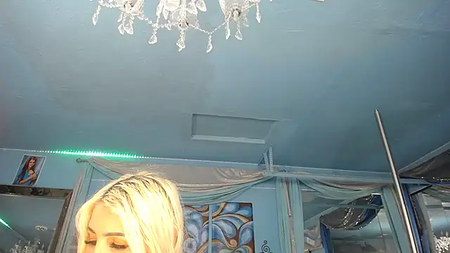 ADRIANNA FOX online show from May 2026 05:48:01 AM