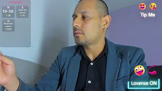 jhonyalzate2 online show from December 2024 01:58:02 AM