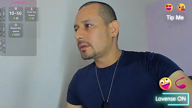 jhonyalzate2 online show from December 2024 09:22:01 PM