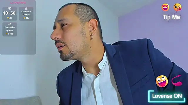 jhonyalzate2 online show from December 2024 02:34:02 AM