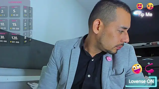 jhonyalzate2 online show from January 2025 02:18:01 AM