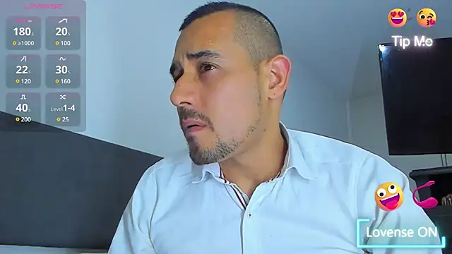 jhonyalzate2 online show from February 2025 02:59:02 AM