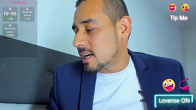 jhonyalzate2 online show from February 2025 11:48:02 PM