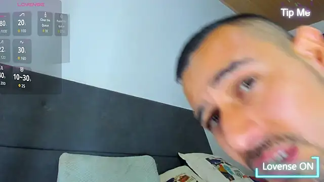 jhonyalzate2 online show from September 2025 12:21:01 AM