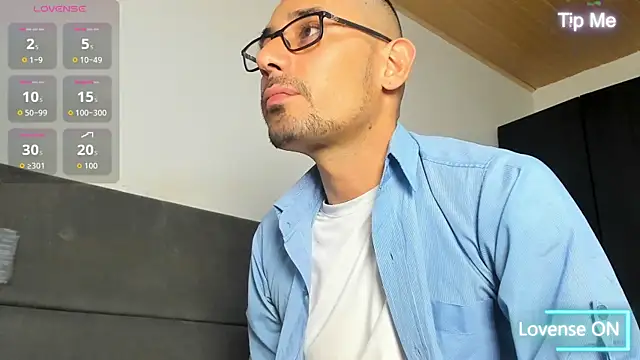 jhonyalzate2 online show from May 2026 02:19:02 AM