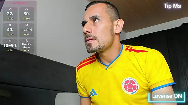jhonyalzate2 online show from July 2026 09:43:02 PM
