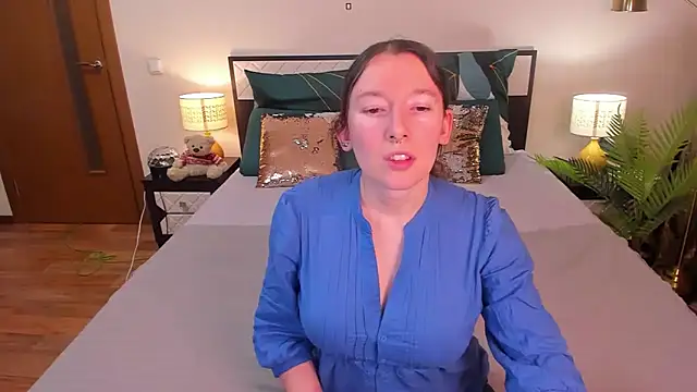 Snapshot of CatherineWalls chatting on February 2026 03:49:02 AM CatherineWalls online show from February 2026 03:49:02 AM