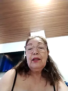 Snapshot of Vicky_Rosse chatting on December 2024 07:00:01 PM Vicky Rosse online show from December 2024 07:00:01 PM