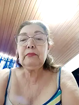 Snapshot of Vicky_Rosse chatting on February 2025 06:01:02 PM Vicky Rosse online show from February 2025 06:01:02 PM