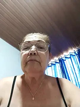 Vicky Rosse online show from December 2025 06:48:02 PM