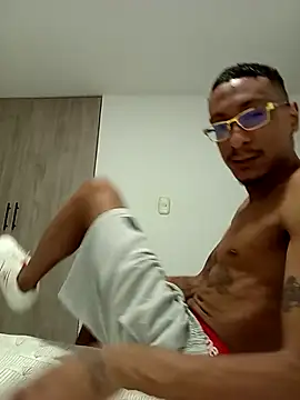 Snapshot of mellow_smoke chatting on December 2025 11:35:02 PM mellow smoke online show from December 2025 11:35:02 PM