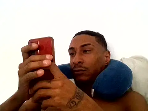 Snapshot of mellow_smoke chatting on February 2026 02:25:02 PM mellow smoke online show from February 2026 02:25:02 PM