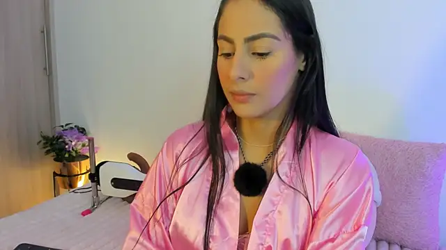 vicky rachell online show from September 2025 03:13:02 PM