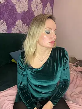 AngelOxy online show from December 2024 07:11:02 PM