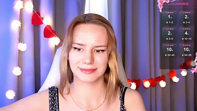 Ramona    online show from February 2025 09:43:02 AM