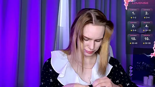 Ramona    online show from March 2025 06:15:02 AM