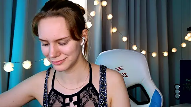 Ramona    online show from March 2025 12:45:01 PM