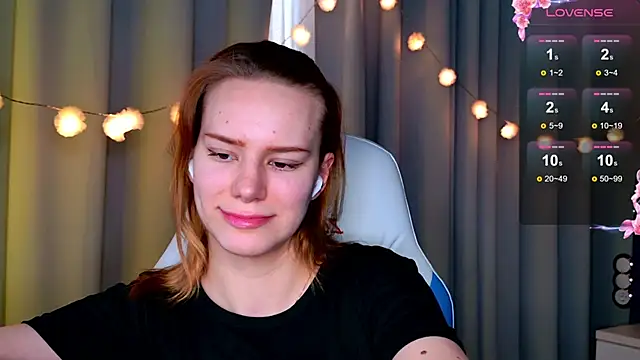 Ramona    online show from March 2025 09:55:01 AM