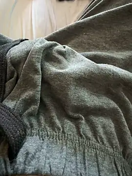 j1991j online show from April 2026 04:26:02 PM