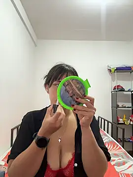 valeska69col online show from April 2026 01:46:02 PM