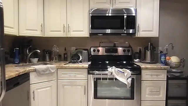 BigGuyMuscle online show from September 2025 10:22:01 PM