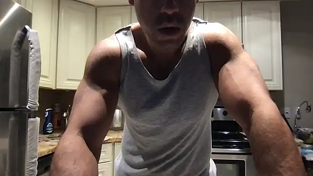 BigGuyMuscle online show from June 2026 10:57:01 PM