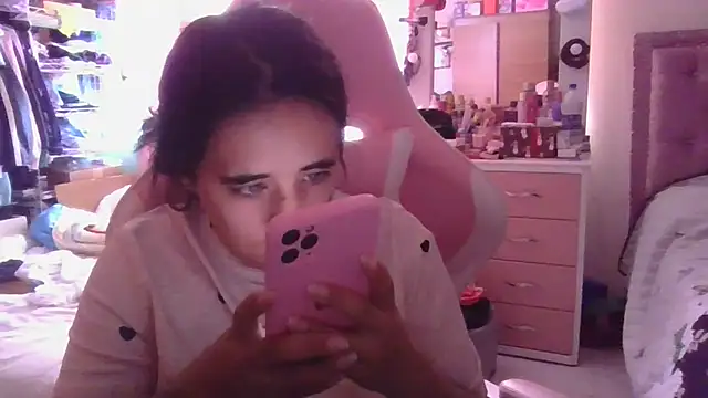 annarose19 online show from January 2025 10:32:02 PM