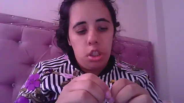 annarose19 online show from March 2025 07:46:01 PM