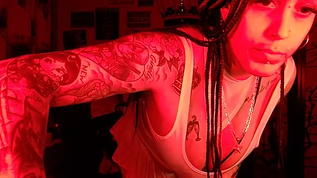 latinacubana online show from April 2026 07:06:01 AM