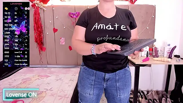 Snapshot of Zaly_mature chatting on October 2025 02:04:01 AM Zaly mature online show from October 2025 02:04:01 AM