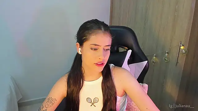 iriswest  online show from January 2025 12:51:02 AM