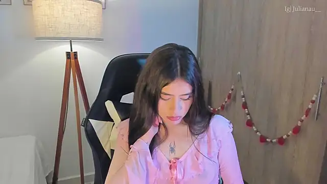 iriswest  online show from February 2025 01:53:01 AM