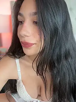 Snapshot of LoveLillyy chatting on January 2025 08:11:01 PM LoveLillyy online show from January 2025 08:11:01 PM